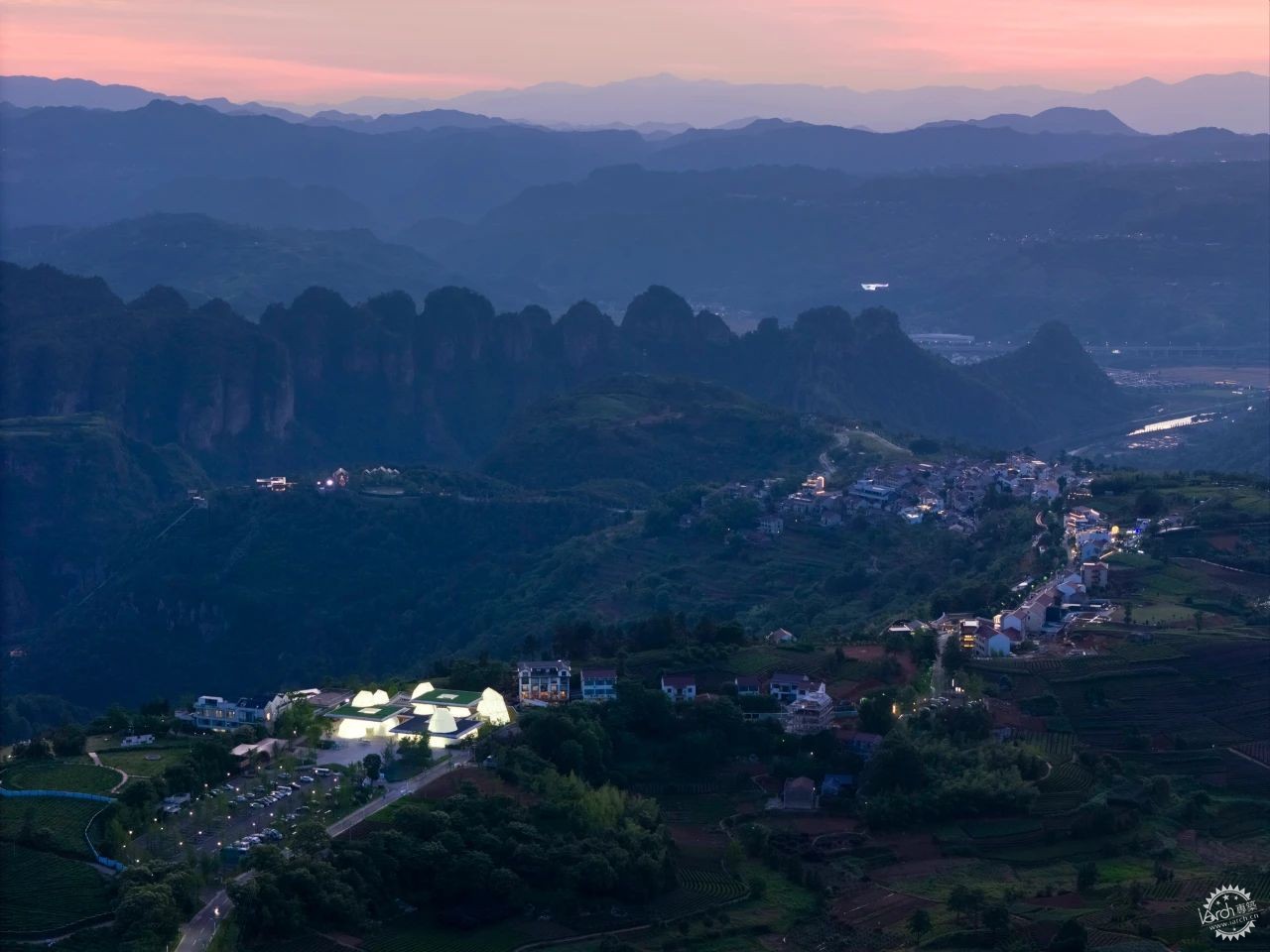 相遇在山间：下岩贝景区云峰十二重第2张图片